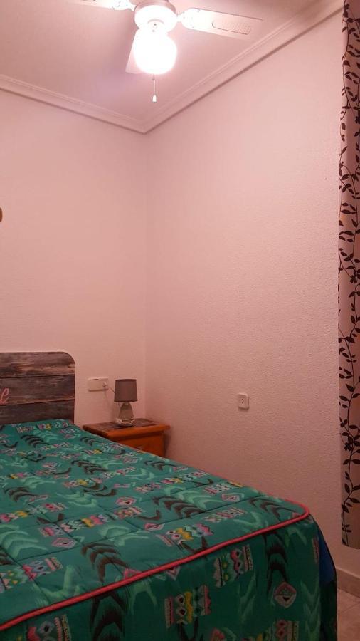 Apartment Calle Beniajan Torrevieja Eksteriør bilde